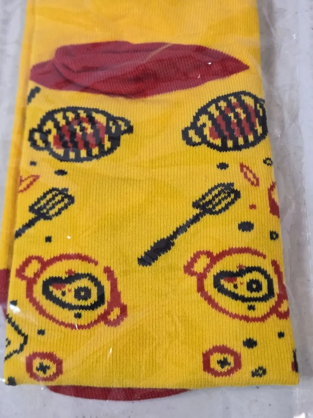 BBQ and Naps‎ Novelty Socks Unisex Men Women Yellow Funny Grill Gift NEW